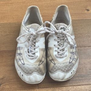 Nfinity cheerleading shoes